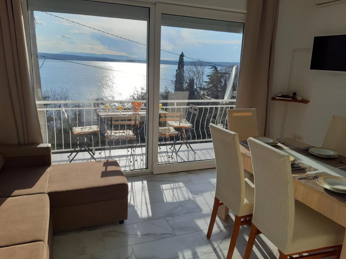 Apartment Elena Драмаль Екстер'єр фото